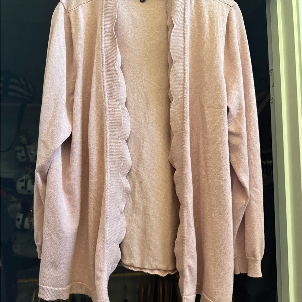 Chic Scalloped Edge Women's Cardigan